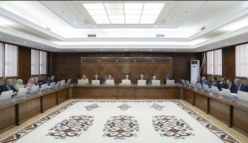 مجلس الوزراء يقر جملة تدابير لتنظيم التعدين الأهلي ومكافحة تهريب الذهب